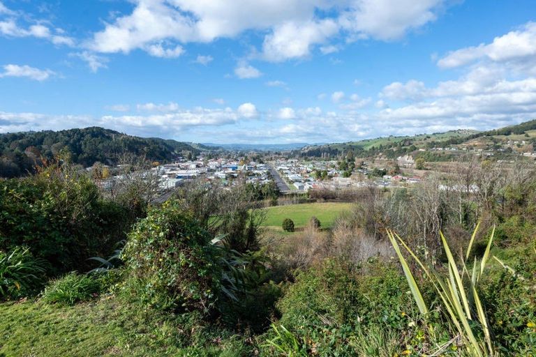 Photo of property in 27 House Avenue, Taumarunui, 3920