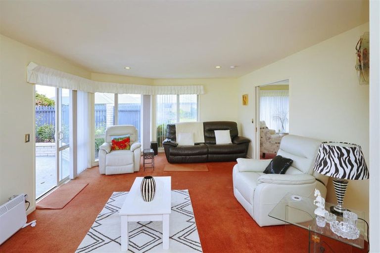 Photo of property in 10 Courtenay Drive, Kaiapoi, 7630