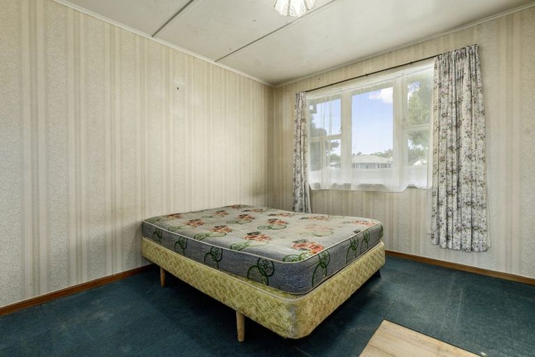 Photo of property in 2 Windsor Road, Bellevue, Tauranga, 3110