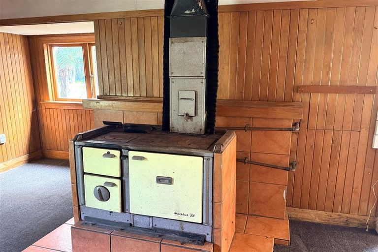 Photo of property in 4 Waterloo Street, Taylorville, Greymouth, 7805