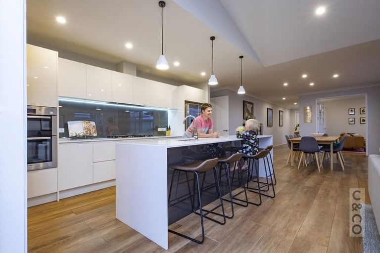 Photo of property in 11 Floyd Road, Riverhead, 0820