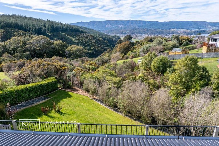 Photo of property in 14 Frankie Stevens Place, Riverstone Terraces, Upper Hutt, 5018