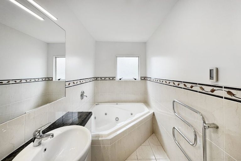 Photo of property in 7 Gold Street, Albany Heights, Auckland, 0632