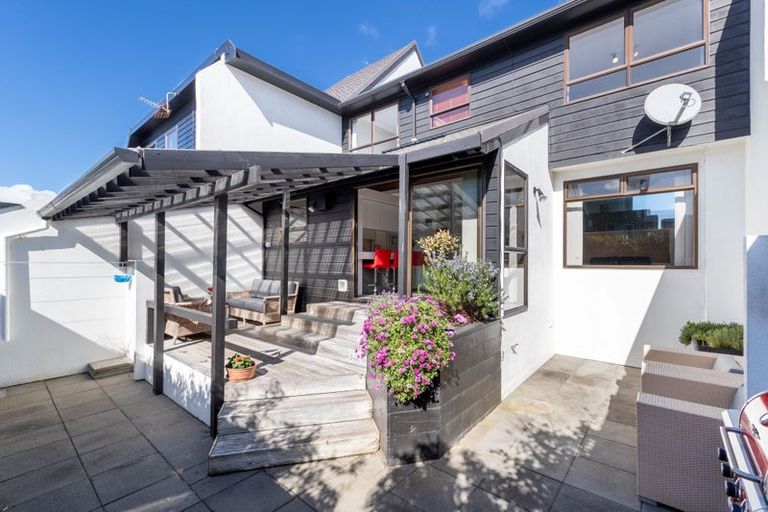 Photo of property in 22 Tamahine Street, Maupuia, Wellington, 6022