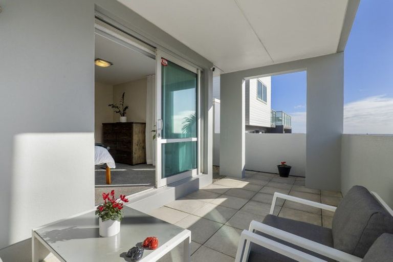 Photo of property in 4a Dawson Street, New Plymouth, 4310