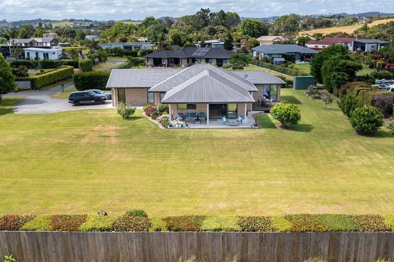 Photo of property in 12c Sunlea Lane, Mangawhai, 0505