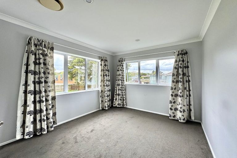 Photo of property in 152 Hill Road, The Gardens, Auckland, 2105