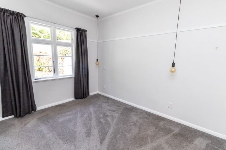 Photo of property in 78 Moeraki Road, Maoribank, Upper Hutt, 5018