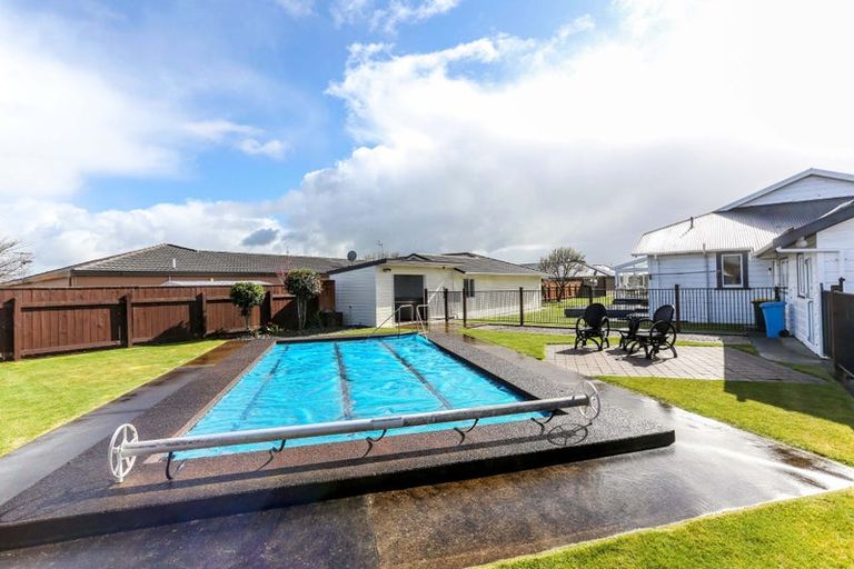 Photo of property in 4/102 Wilson Street, Hawera, 4610