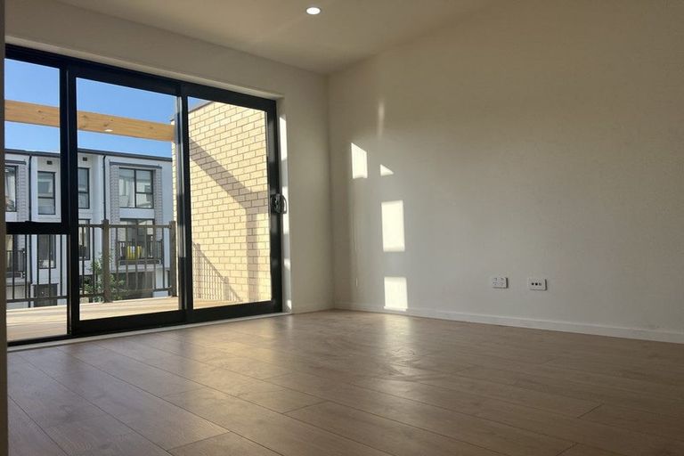 Photo of property in 79 Settlers Avenue, Hobsonville, Auckland, 0618