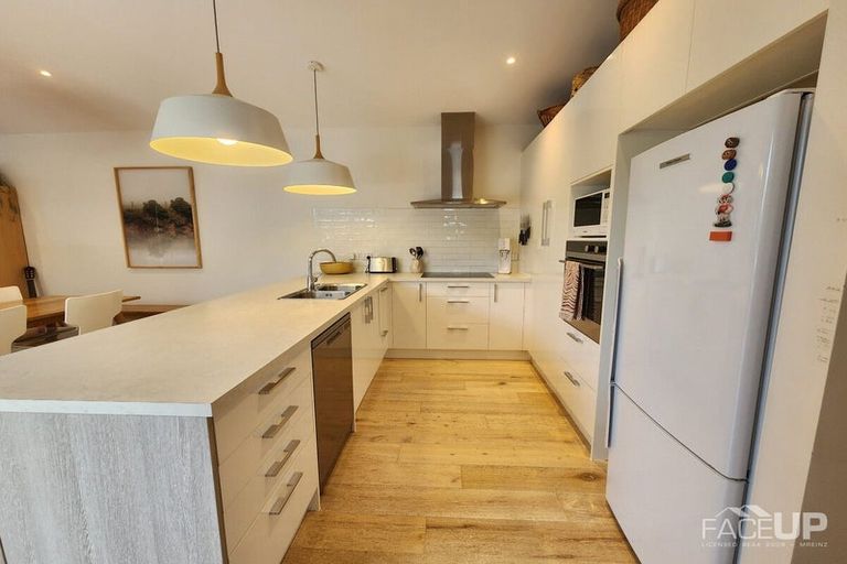 Photo of property in 17 Oioi Road, Hobsonville, Auckland, 0616