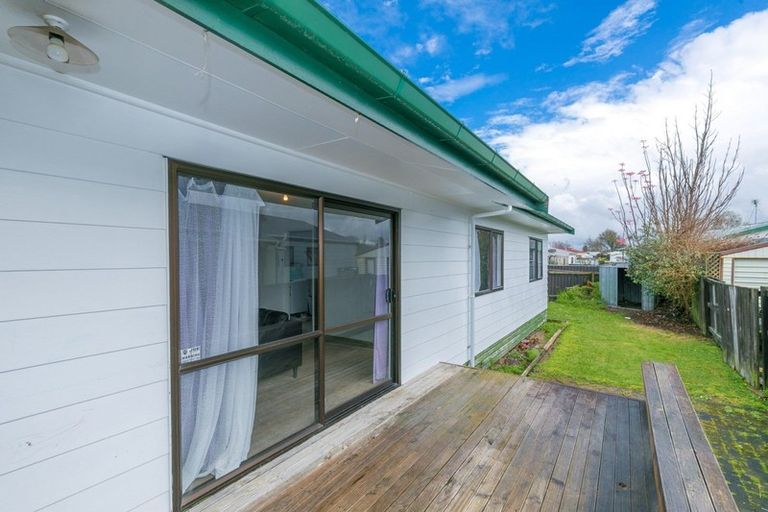 Photo of property in 1 Pringle Place, Nawton, Hamilton, 3200