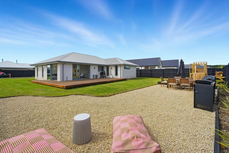 Photo of property in 5 Hunter Lane, Amberley, 7410