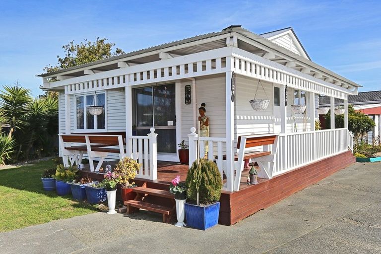 Photo of property in 5 Kelvin Road, Maraenui, Napier, 4110