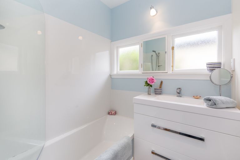 Photo of property in 116 Riverlaw Terrace, Saint Martins, Christchurch, 8022