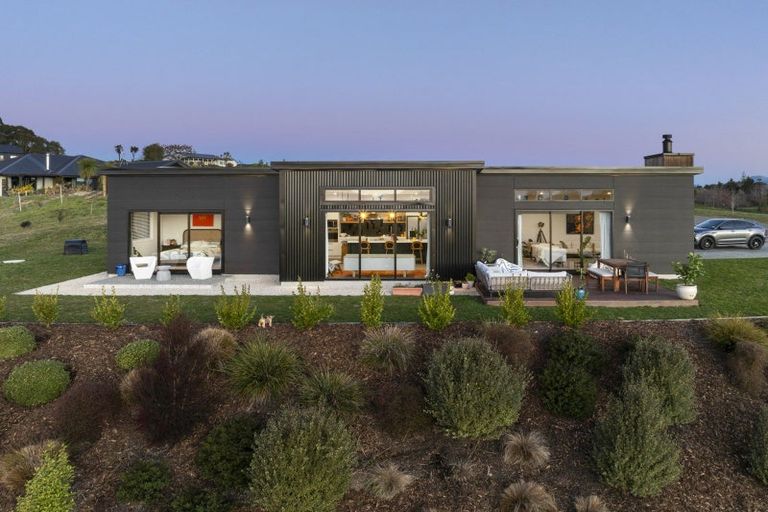Photo of property in 372 Pomona Road, Tasman, Upper Moutere, 7173
