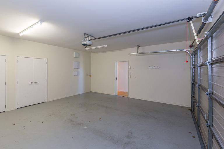 Photo of property in 38 Country Club Terrace, Northwood, Christchurch, 8051