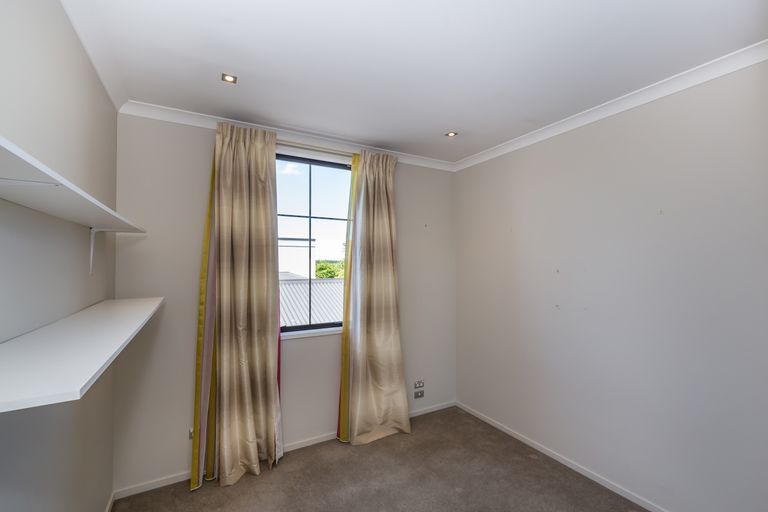 Photo of property in 38 Country Club Terrace, Northwood, Christchurch, 8051