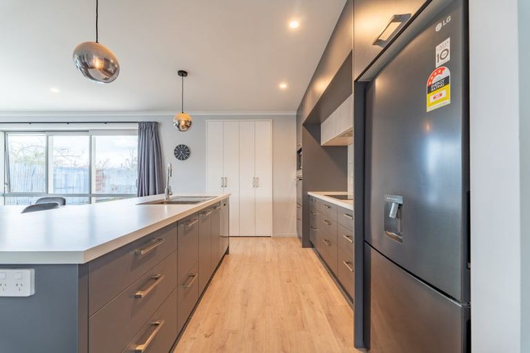 Photo of property in 16 Thomas Street, West End, Timaru, 7910