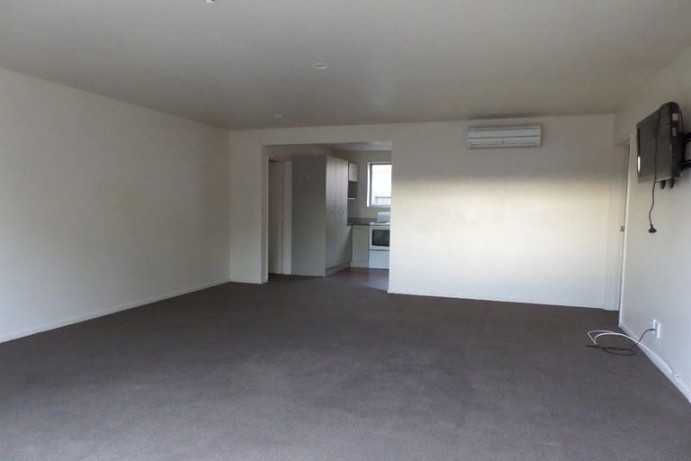 Photo of property in 5b Paeroa Street, Riccarton, Christchurch, 8041