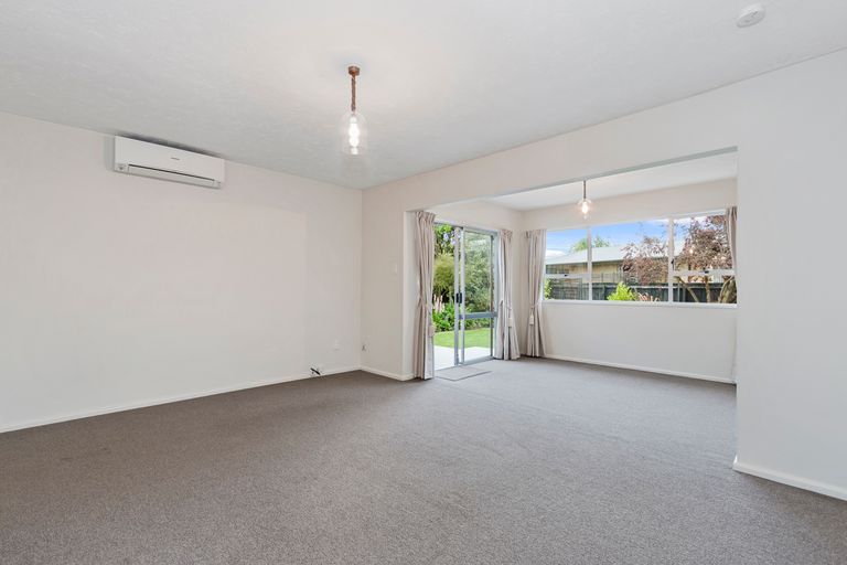 Photo of property in 185 Westminster Street, Mairehau, Christchurch, 8013