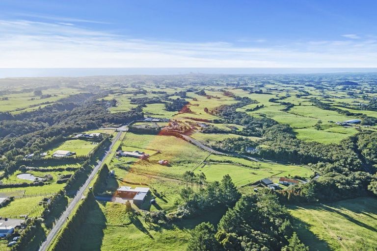 Photo of property in 1089 Plymouth Road, Koru, New Plymouth, 4374