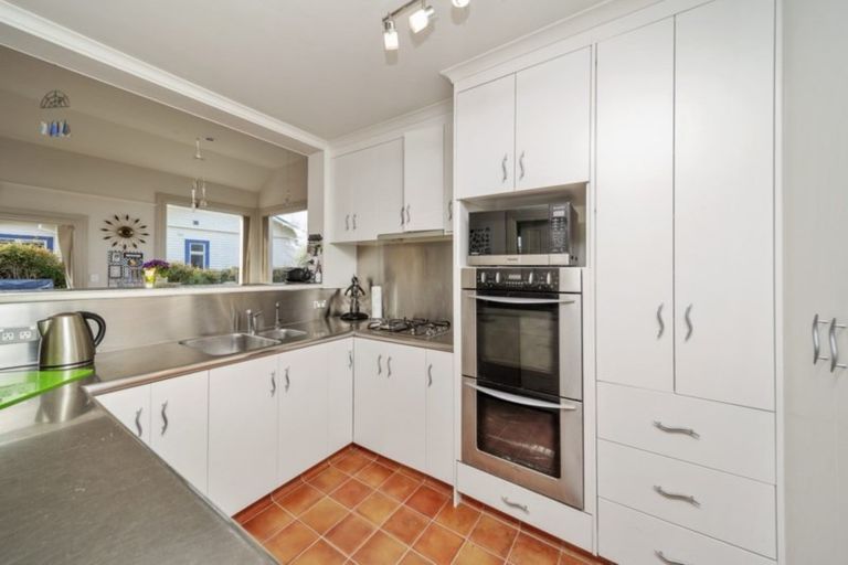 Photo of property in 26 Regan Street, Stratford, 4332