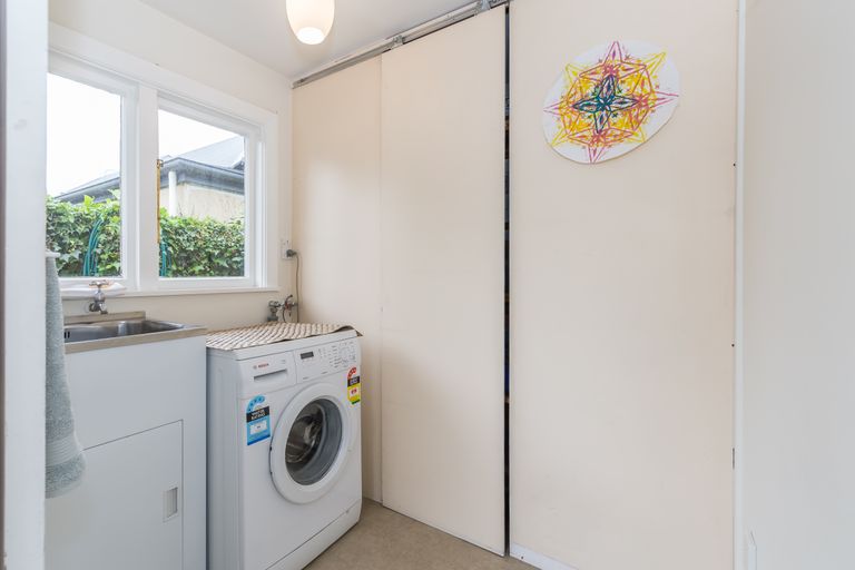 Photo of property in 116 Riverlaw Terrace, Saint Martins, Christchurch, 8022