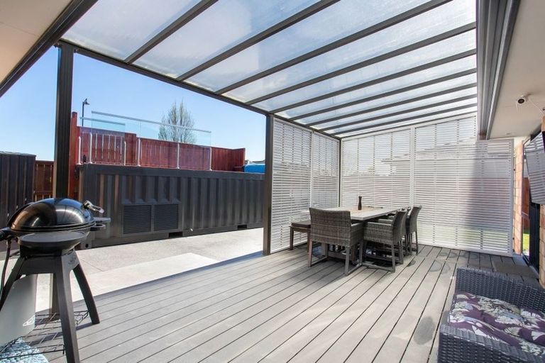 Photo of property in 10 Dunaverty Place, Broomfield, Christchurch, 8042