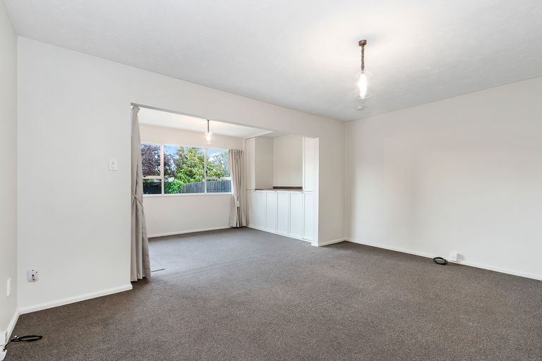 Photo of property in 185 Westminster Street, Mairehau, Christchurch, 8013