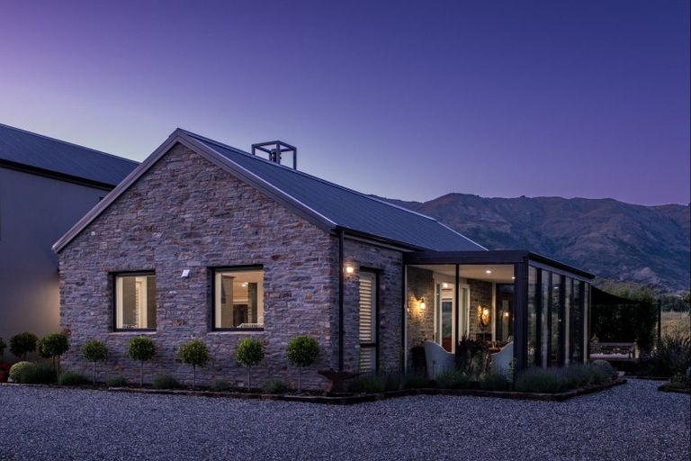 Photo of property in 50 Heaney Road, Cromwell, 9384