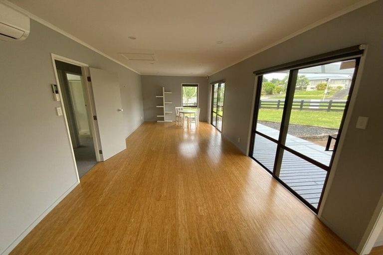 Photo of property in 31 Paerata Road, Pukekohe, 2120