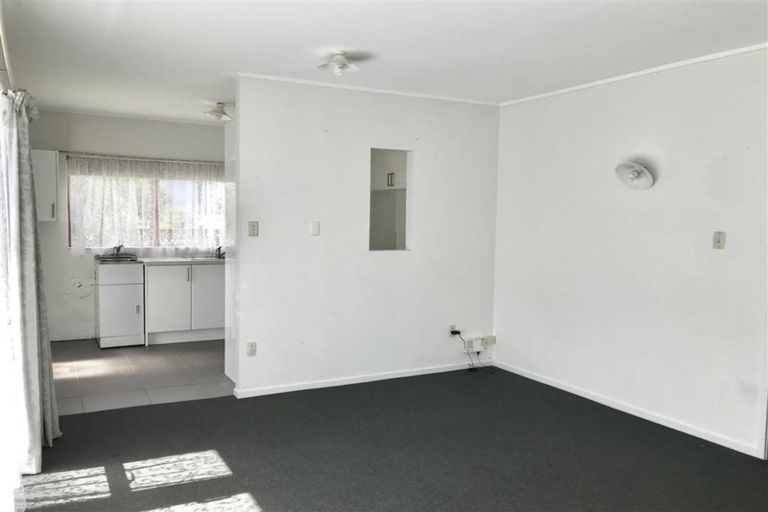 Photo of property in 1/762 Beach Road, Browns Bay, Auckland, 0630