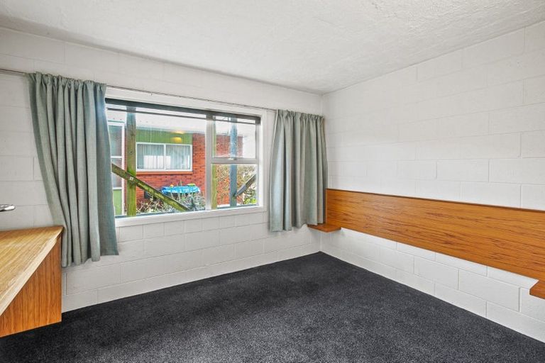 Photo of property in 75 Belt Road, New Plymouth, 4310