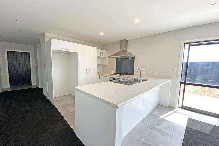 Photo of property in 21u1 Onukutara Place, Huntington, Hamilton, 3281