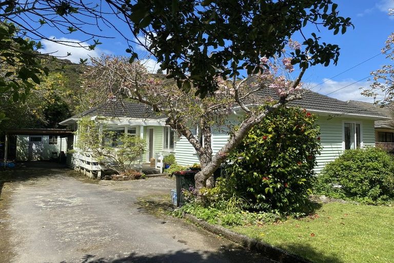 Photo of property in 96 Hair Street, Wainuiomata, Lower Hutt, 5014