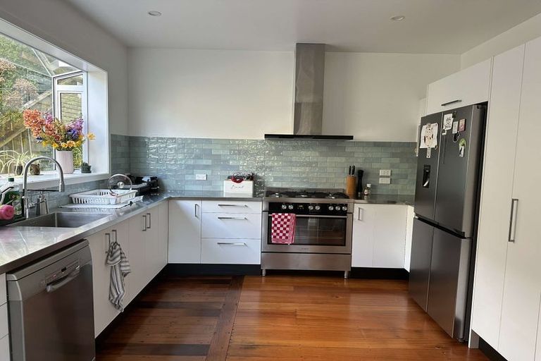 Photo of property in 28 Upland Road, Kelburn, Wellington, 6012