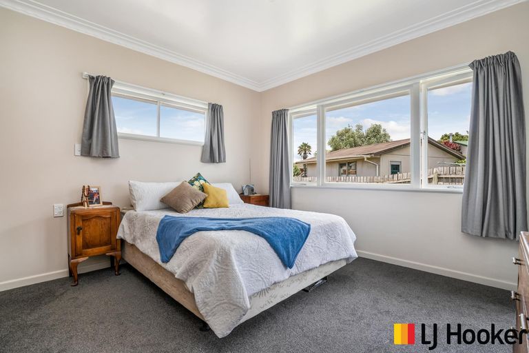 Photo of property in 37 Hooper Avenue, Pukekohe, 2120