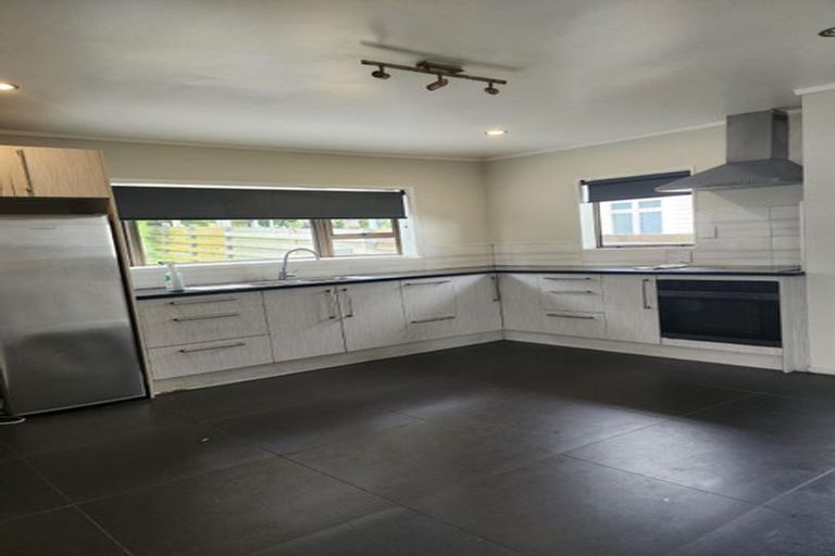 Photo of property in 23 Great South Road, Manurewa, Auckland, 2102