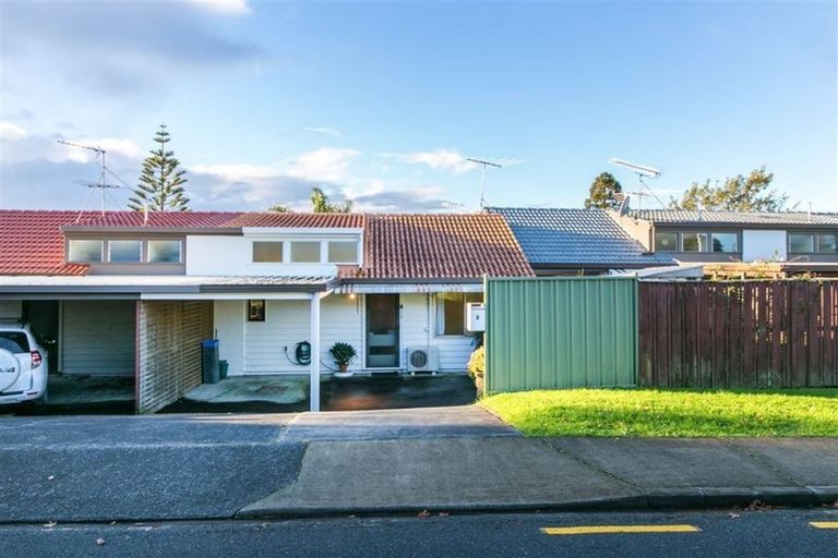 Photo of property in 3 Dolbear Street, Titirangi, Auckland, 0604