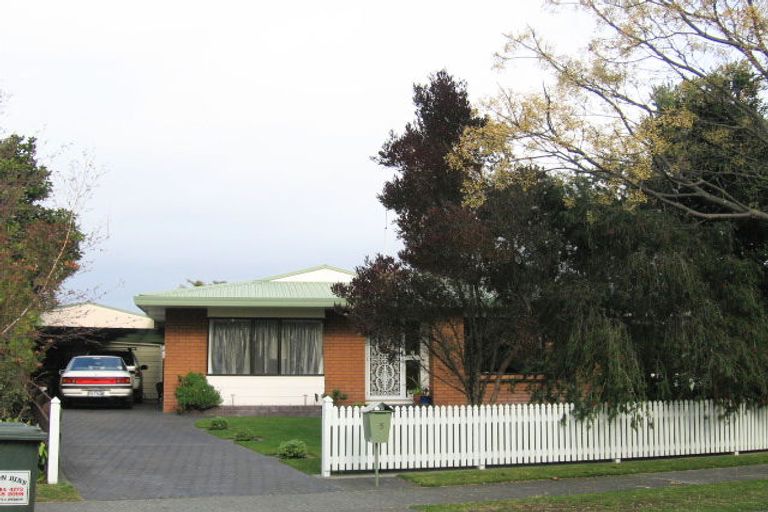 Photo of property in 5 Wilkie Place, Greenmeadows, Napier, 4112
