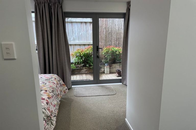Photo of property in 65 Te Wharau Drive, Greenhithe, Auckland, 0632