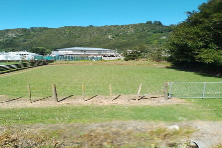 Photo of property in 13 Makahuri Place, Hicks Bay, Tikitiki, 4087