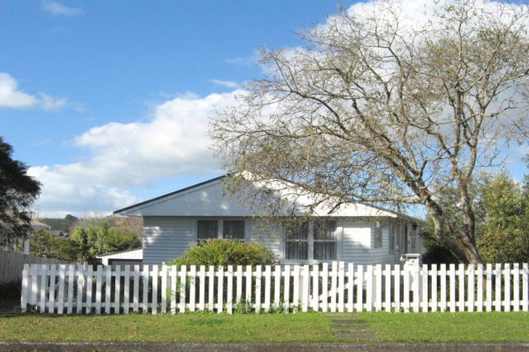 Photo of property in 16 Maire Street, Tikipunga, Whangarei, 0112