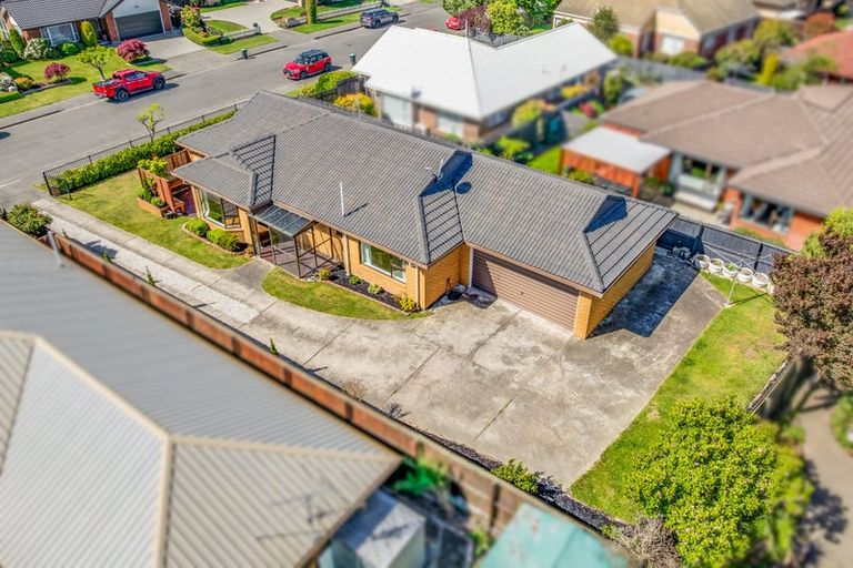 Photo of property in 7 Ben Nevis Drive, Broomfield, Christchurch, 8042