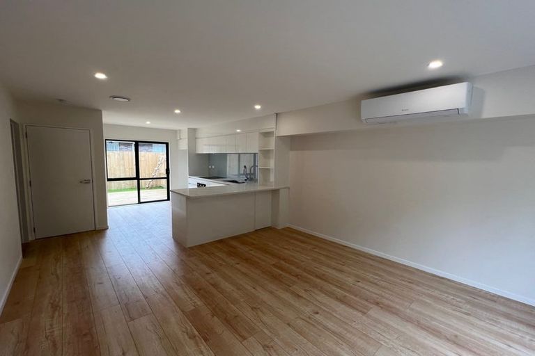 Photo of property in 160c Hill Road, Manurewa, Auckland, 2105