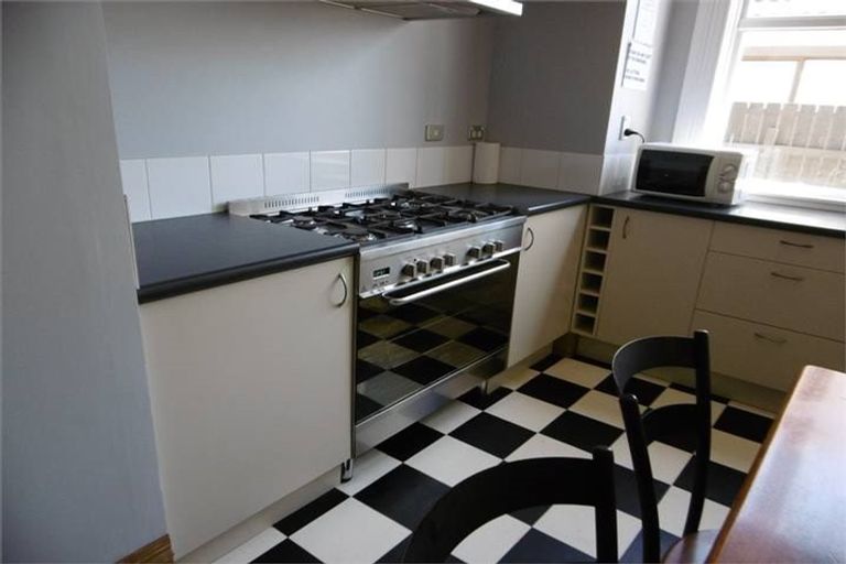 Photo of property in 218 Frankley Road, Frankleigh Park, New Plymouth, 4310
