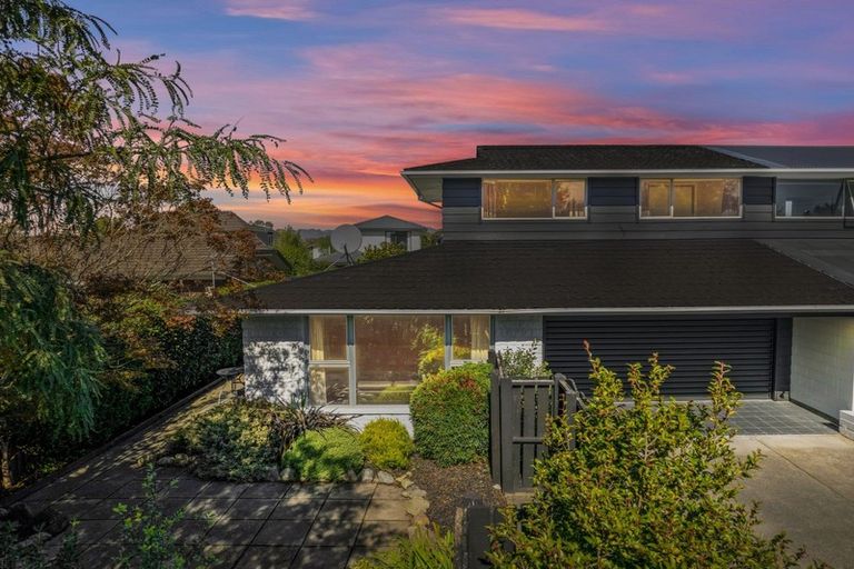 Photo of property in 2/6 Croziers Road, St Albans, Christchurch, 8052