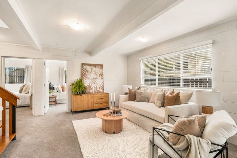 Photo of property in 56 Beach Haven Road, Beach Haven, Auckland, 0626