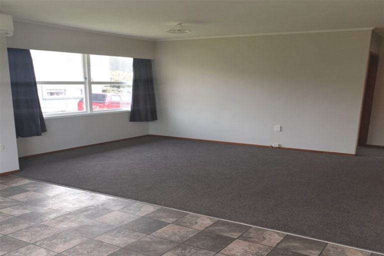 Photo of property in 6a Meachen Terrace, Waiuku, 2123